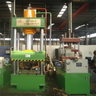 315噸三（sān）梁四柱液壓機